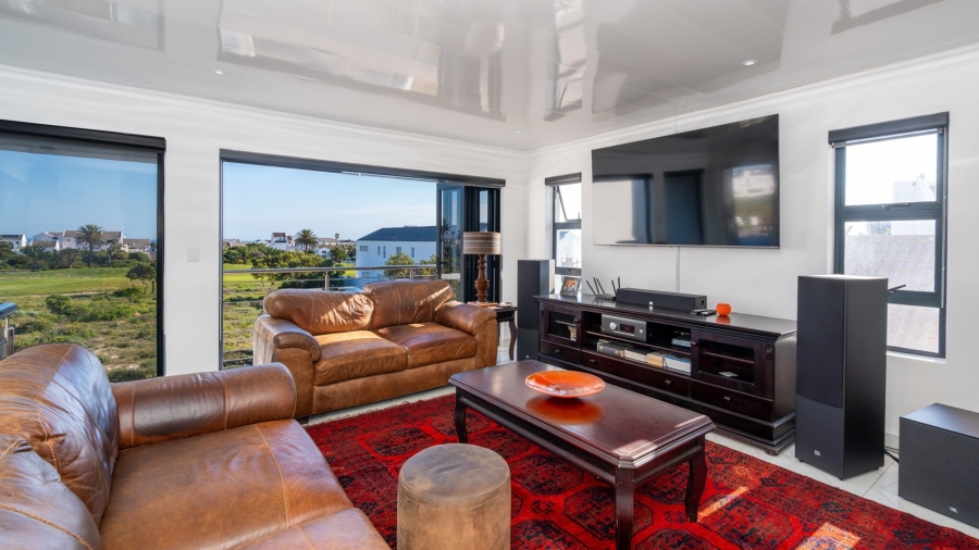 4 Bedroom Property for Sale in Shelley Point Western Cape